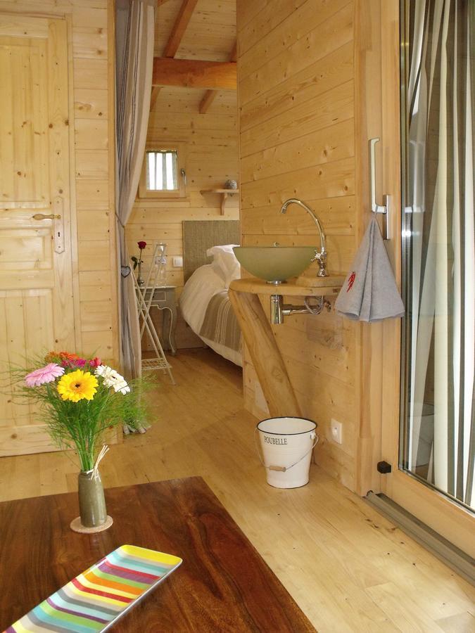 La Cabane Du Vieux Chene Susmiou 외부 사진
